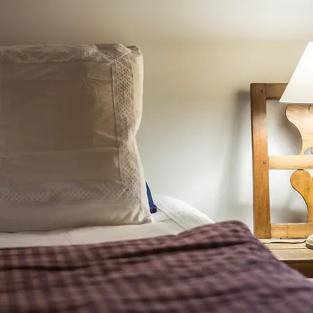 Unter Der Linde Konukevi Nordheim